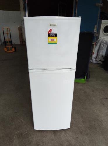 Second-hand Simpson 235L Top Mount Fridge