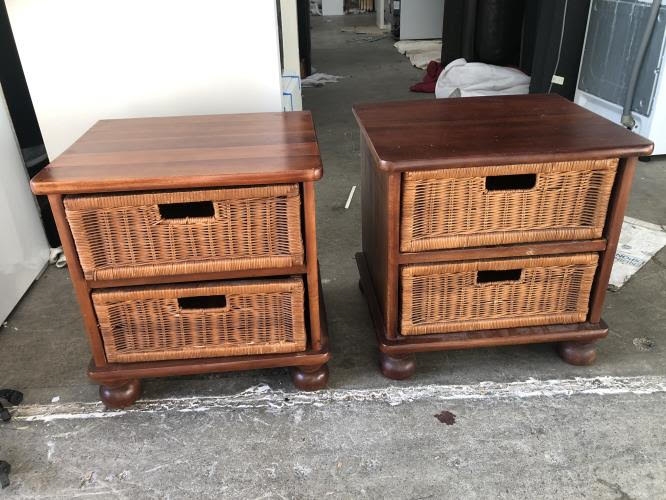 Second-hand Set of 2 Bedside Tables