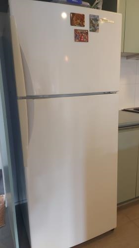 Second-hand Westinghouse 416L Top Mount Fridge