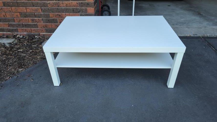 Second-hand Coffee Table