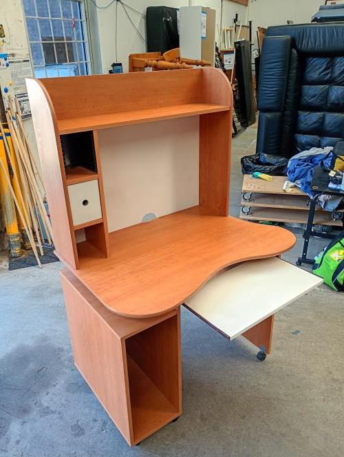 Second-hand Desk