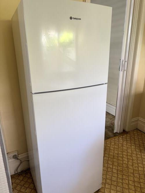 Second-hand Westinghouse 349L Top Mount Fridge