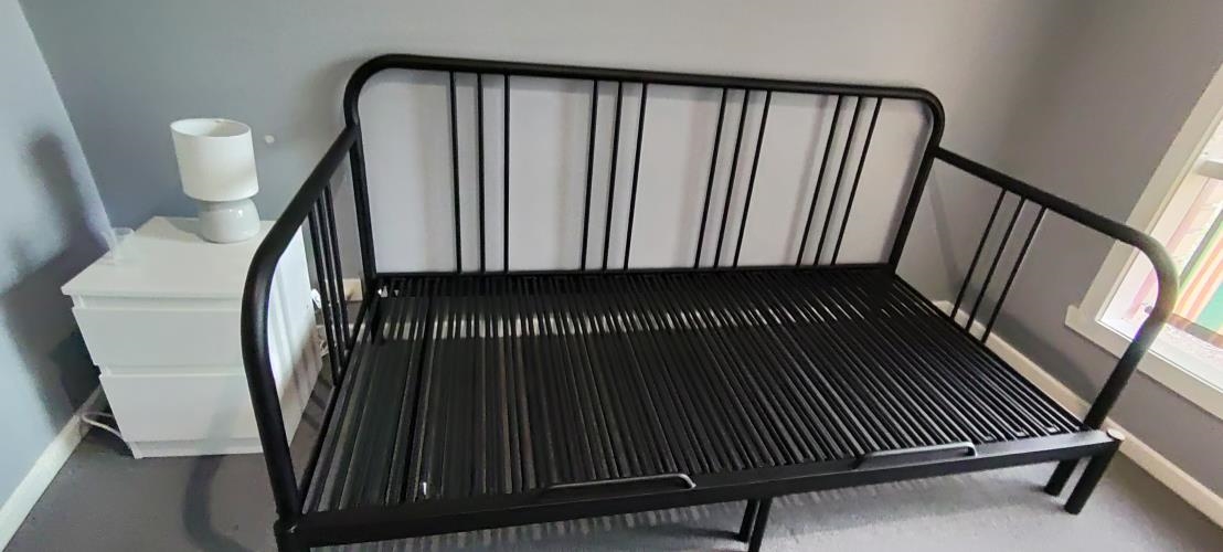 Second-hand IKEA FYRESDAL Day Bed Frame