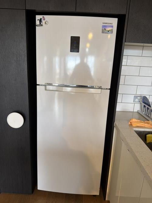 Second-hand Samsung 415L Top Mount Fridge