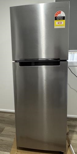 Second-hand Samsung 255L Top Mount Fridge