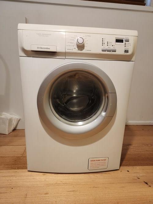 Second-hand Electrolux 7kg Front Load Washing Machine