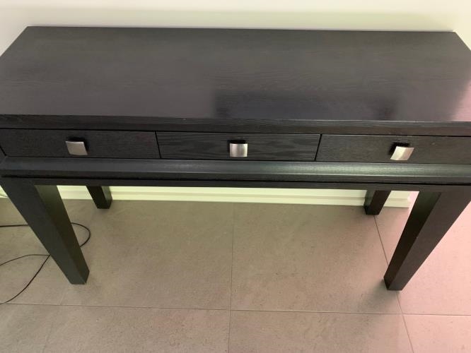 Second-hand Hall Table