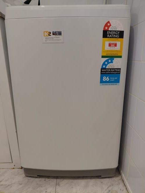 Second-hand Whirlpool 7kg Top Load Washing Machine