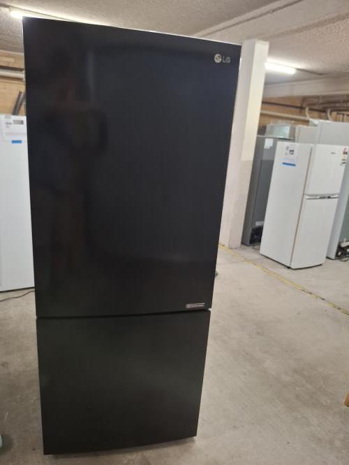 Second-hand LG 450L Bottom Mount Fridge