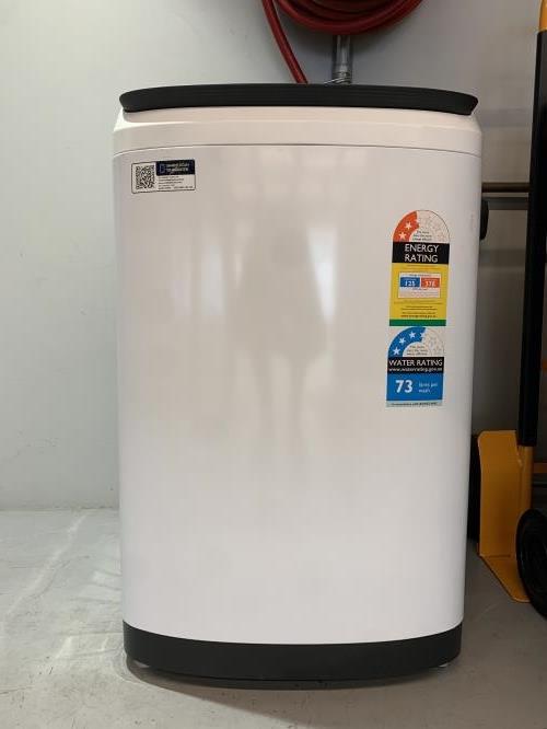 Second-hand Westinghouse 6kg Top Load Washing Machine
