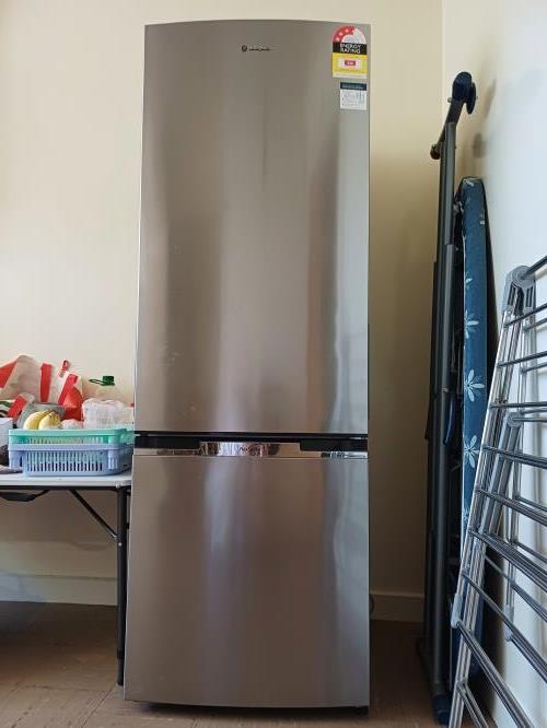 Second-hand Westinghouse 370L Bottom Mount Fridge