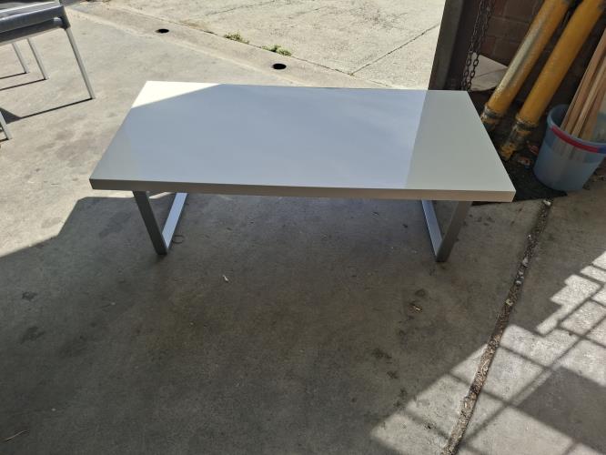 Second-hand Coffee Table