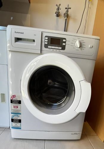 Second-hand Euromaid 7kg Front Load Washing Machine