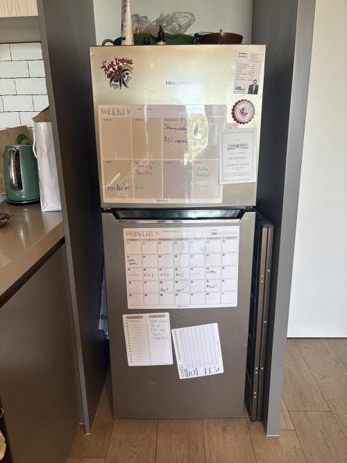 Second-hand Hisense 230L Top Mount Fridge