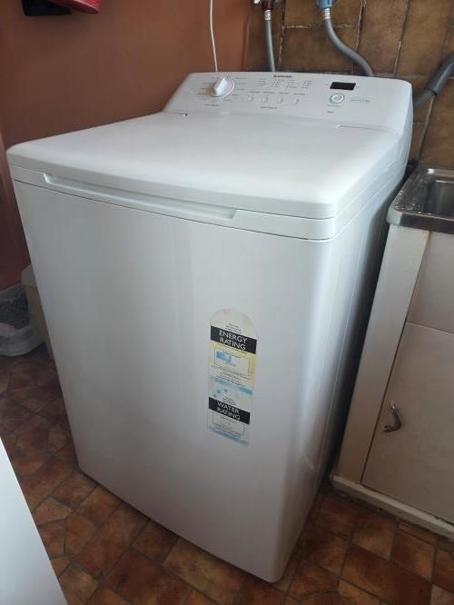 Second-hand Simpson 7.5kg Top Load Washing Machine