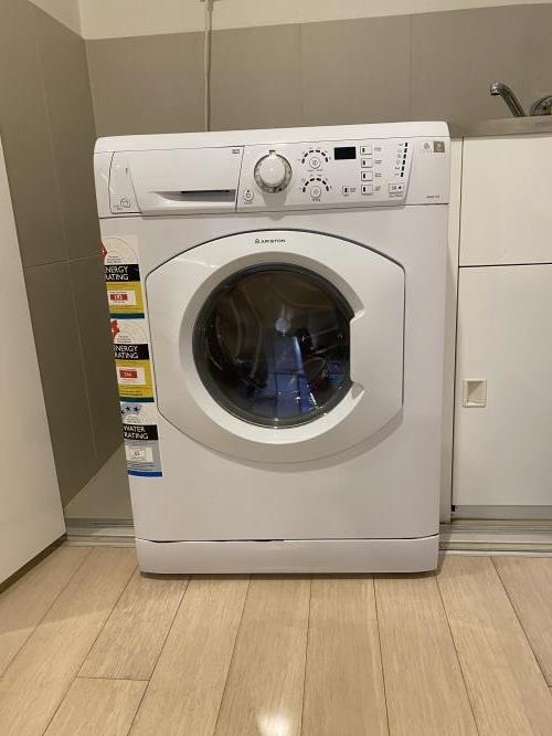 Second-hand Ariston 7.5kg / 4.5kg Washer-Dryer Combo