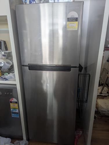 Second-hand Samsung 320L Top Mount Fridge