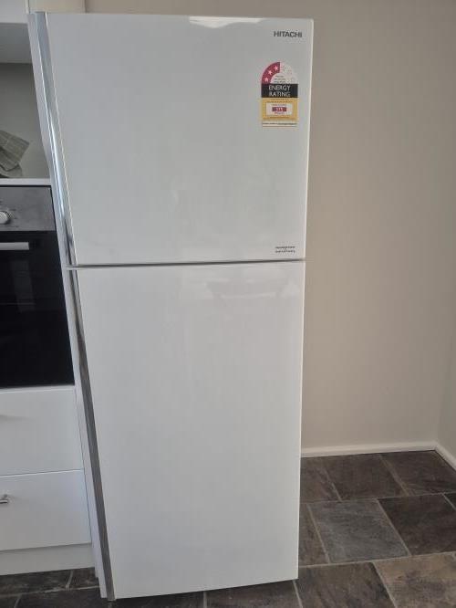 Second-hand Hitachi 403L Top Mount Fridge