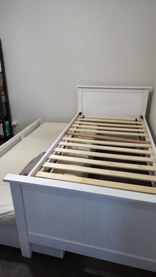 Second-hand Single Bed with Trundle and 3 Drawers