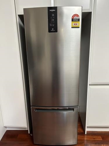 Second-hand Whirlpool 313L Bottom Mount Fridge