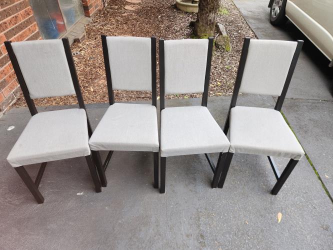 Second-hand Set of 4 Dining Chairs - Photo 1)