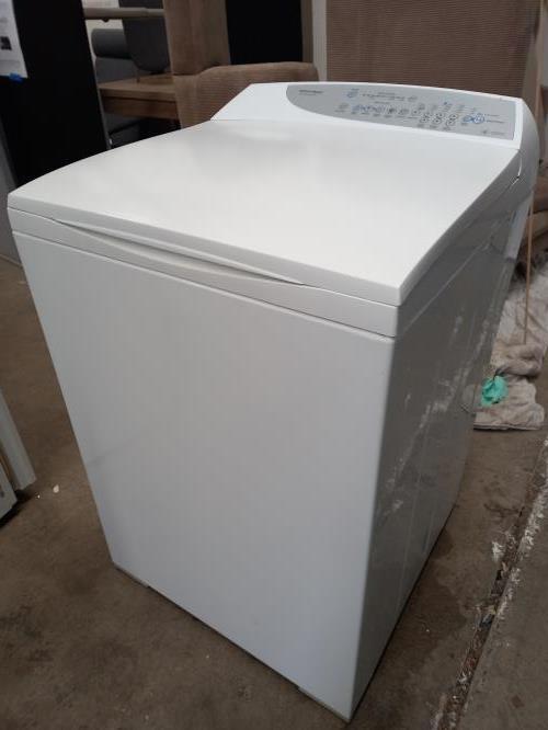 Second-hand Fisher & Paykel 8kg Top Load Washing Machine