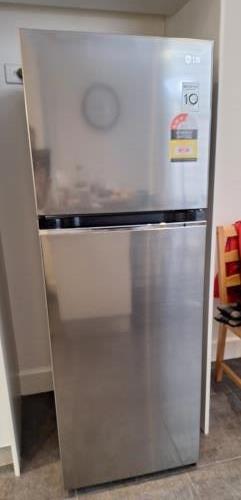 Second-hand LG 243L Top Mount Fridge