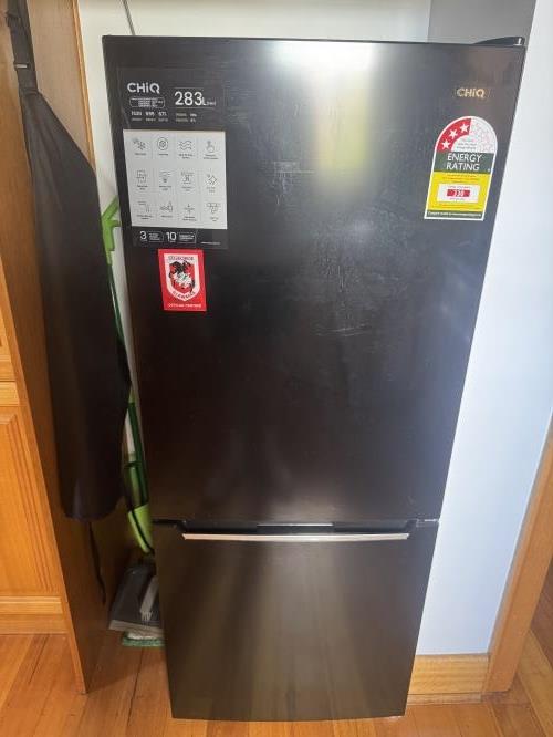 Second-hand Chiq 283L Bottom Mount Fridge