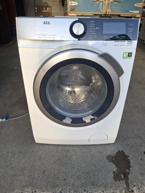 Second-hand AEG 10kg Front Load Washing Machine - Photo 1)