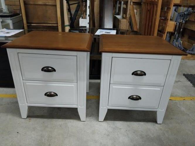 Second-hand Set of 2 Bedside Tables