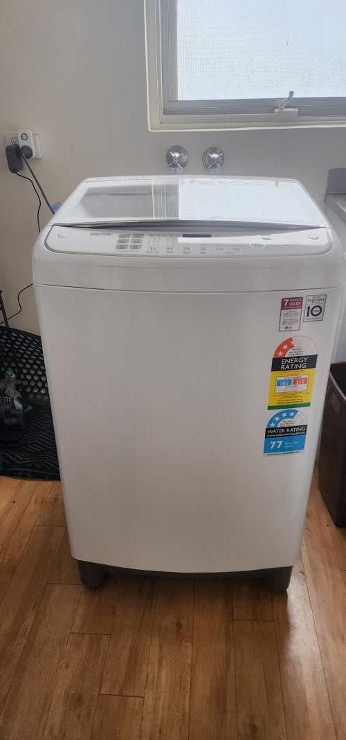 Second-hand LG 7.5kg Top Load Washing Machine - Photo 1)