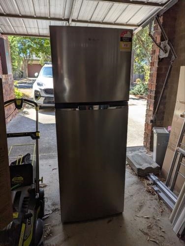 Second-hand Westinghouse 339L Top Mount Fridge