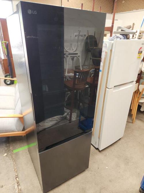 Second-hand LG 340L Bottom Mount Fridge