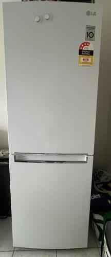 Second-hand LG 306L Bottom Mount Fridge