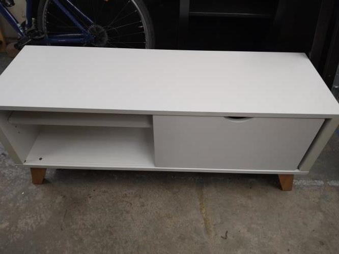 Second-hand Entertainment Unit