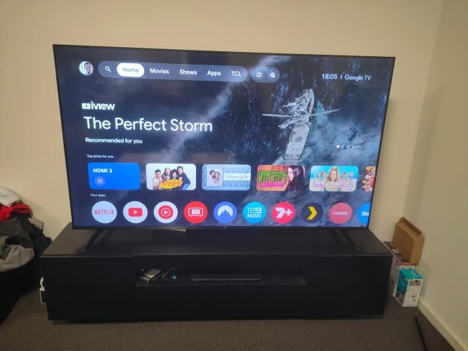 Second-hand Ffalcon 65\" Smart TV - Photo 1)