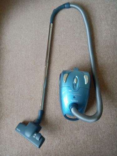 Second-hand Volta Contour Bagged Vacuum Cleaner - Photo 1)