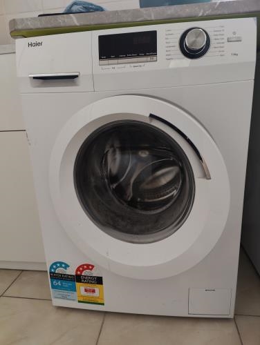 Second-hand Haier 7.5kg Front Load Washing Machine