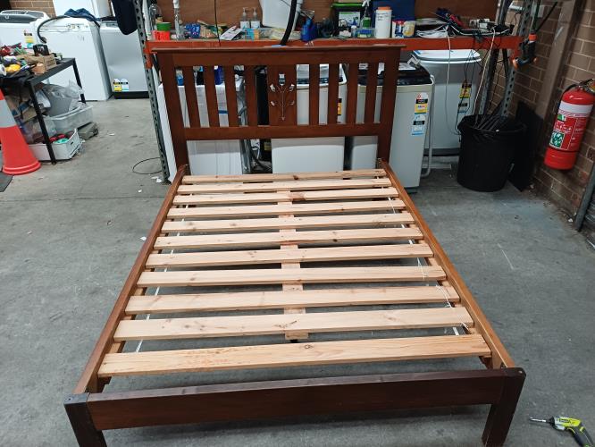 Second-hand Double Bed Frame - Photo 1)