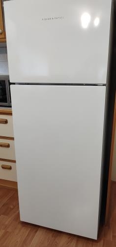 Second-hand Fisher & Paykel 380L Top Mount Fridge