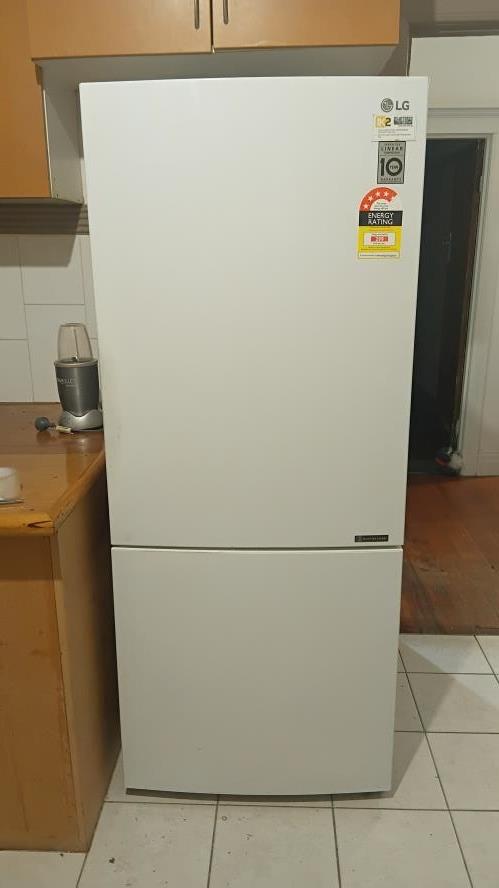 Second-hand LG 450L Bottom Mount Fridge