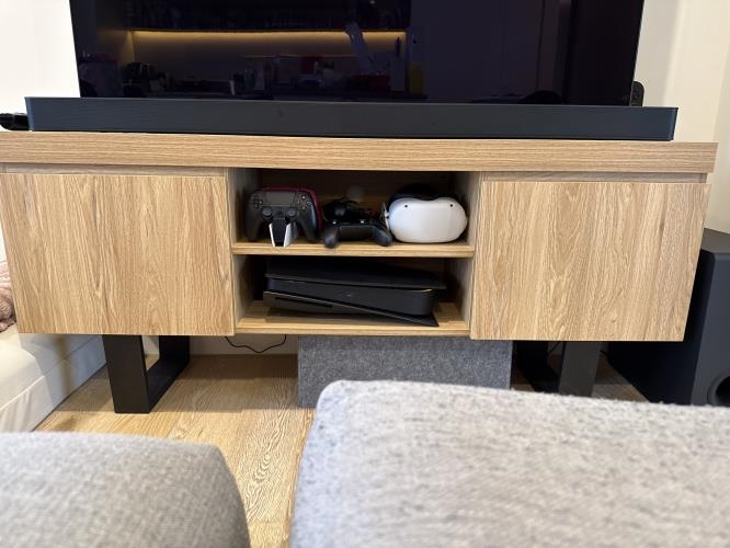 Second-hand Entertainment Unit - Photo 1)