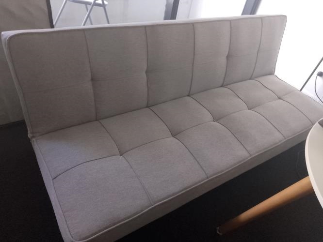 Second-hand Sofa Bed - Photo 1)