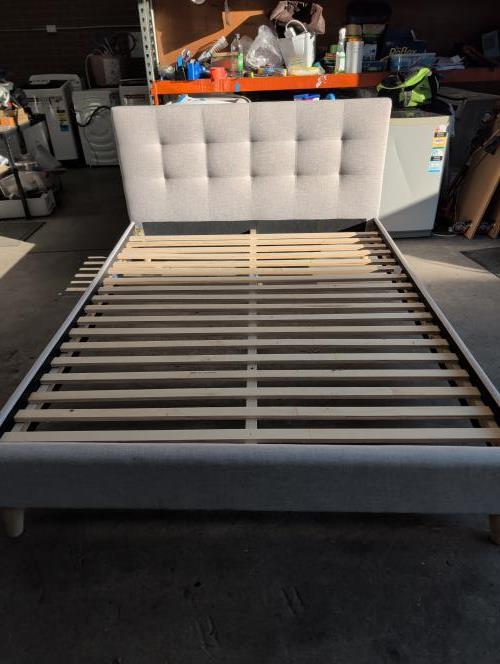 Second-hand Queen Bed Frame - Photo 1)