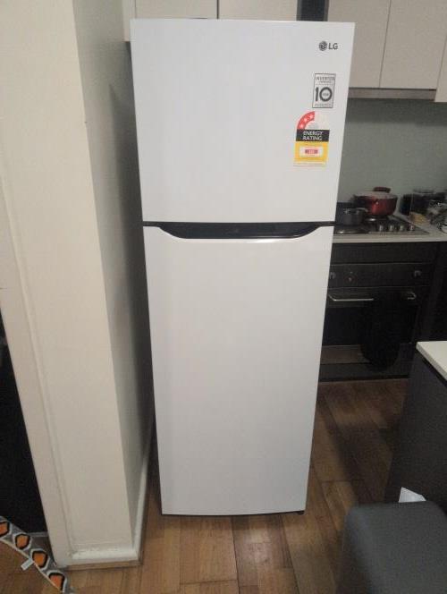 Second-hand LG 254L Top Mount Fridge