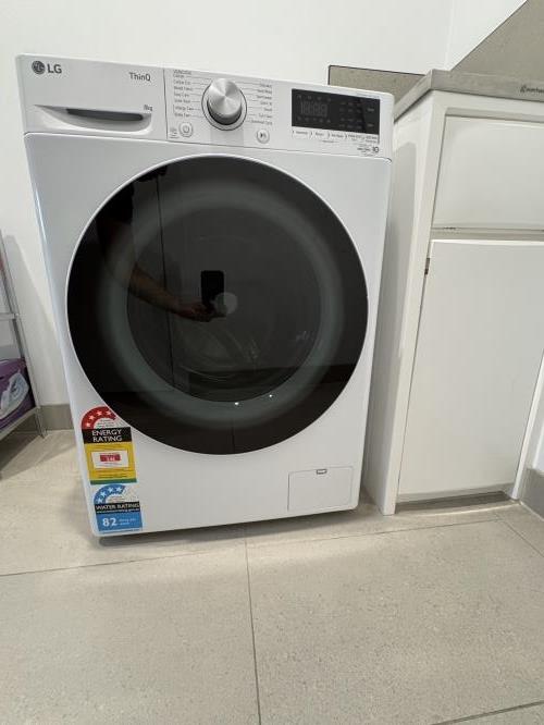 Second-hand LG 7.5kg Front Load Washing Machine