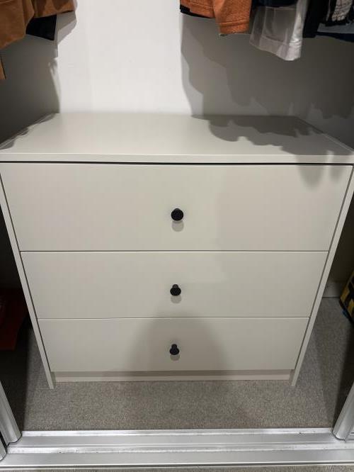 Second-hand Chest of Drawers - Photo 1)