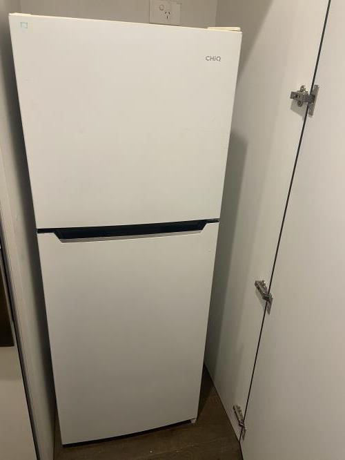 Second-hand Chiq 202L Top Mount Fridge