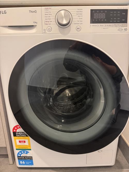 Second-hand LG 10kg Front Load Washing Machine