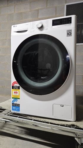 Second-hand LG 7.5kg Front Load Washing Machine